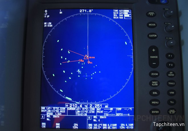 Màn hình radar của tàu Cảnh sát biển Việt Nam cho thấy số lượng tàu dày đặc của Trung Quốc tại khu vực giàn khoan Hải Dương 981 hạ đặt trái phép.