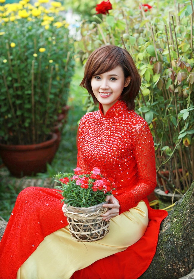 Cuối năm 2012, Midu lại có thêm tin vui khi được tham gia vai nữ chính trong bộ phim điện ảnh Mùa hè lạnh của đạo diễn Ngô Quang Hải